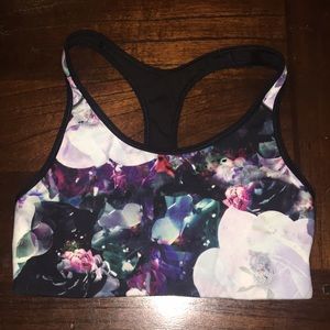 Flower-printed Sports Bra